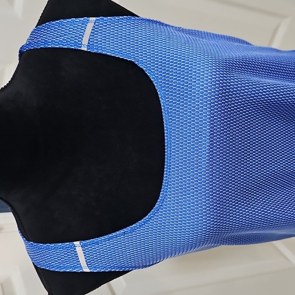 NWOT Athletic Works Blue and  Silver Decorative Back Tank Large - Picture 10 of 10